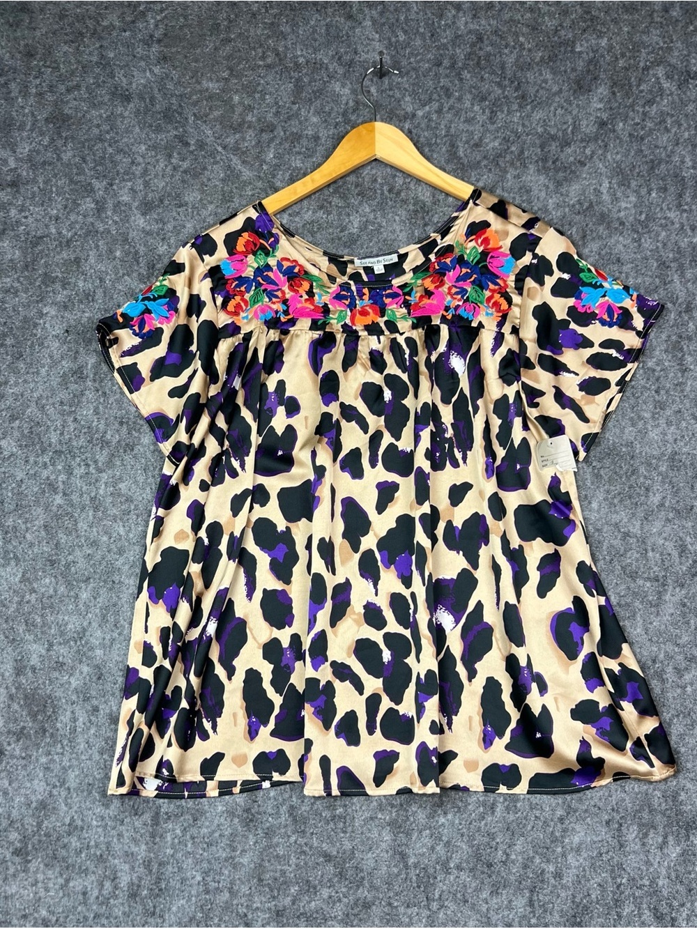 See And Be Seen Floral Embroidered Leopard Silky Flowy Blouse Top Size L